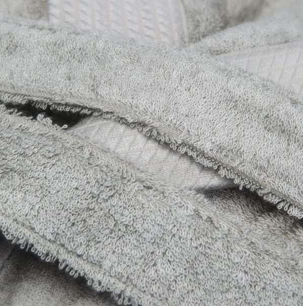 Bathrobe with shawl collar - Image 2